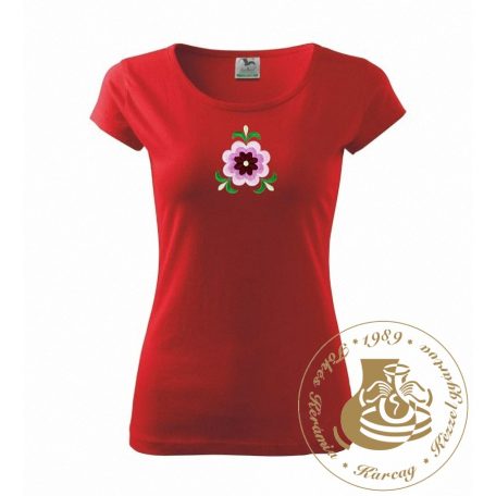 Hímzett női póló kun mintával