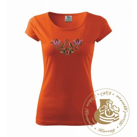 Hímzett női póló kun mintával