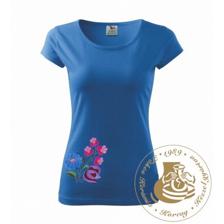 Hímzett női póló kun mintával