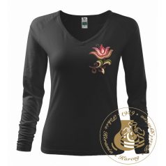 Hímzett női hosszú ujjú póló kun mintával