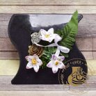 Kegyeleti dísz műanyag tálcában 3