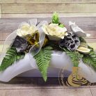 Kegyeleti dísz - íves műanyag kehelyben