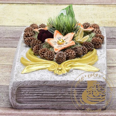 Kegyeleti dísz - Kőkönyv szívvel