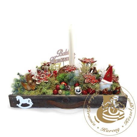 Adventi asztaldísz fa fiókban