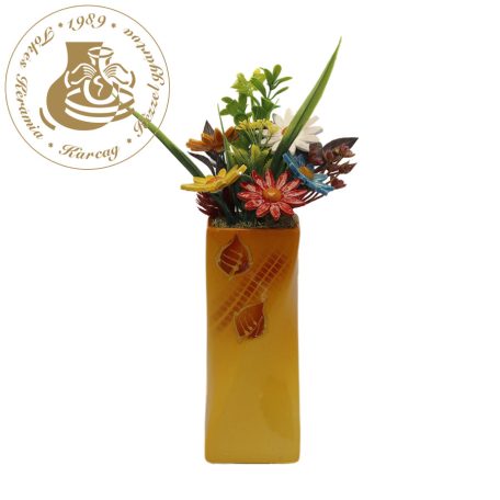 Kerámia réti margaréták kerámia vázában 2 - asztaldísz